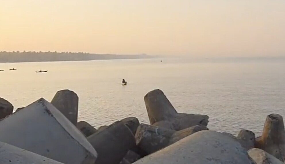 Azhikode munakkal beach