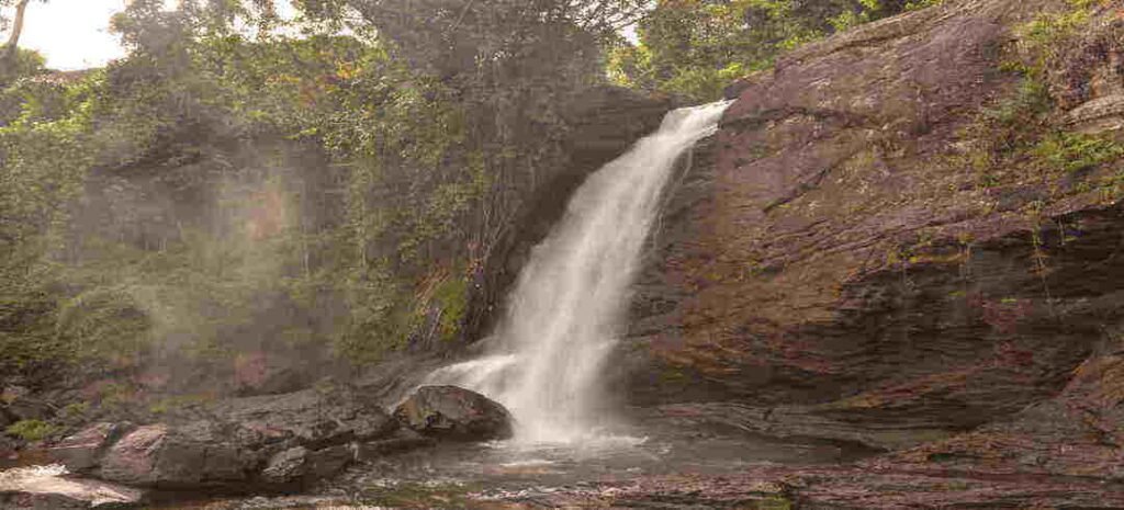 Soochipura Falls